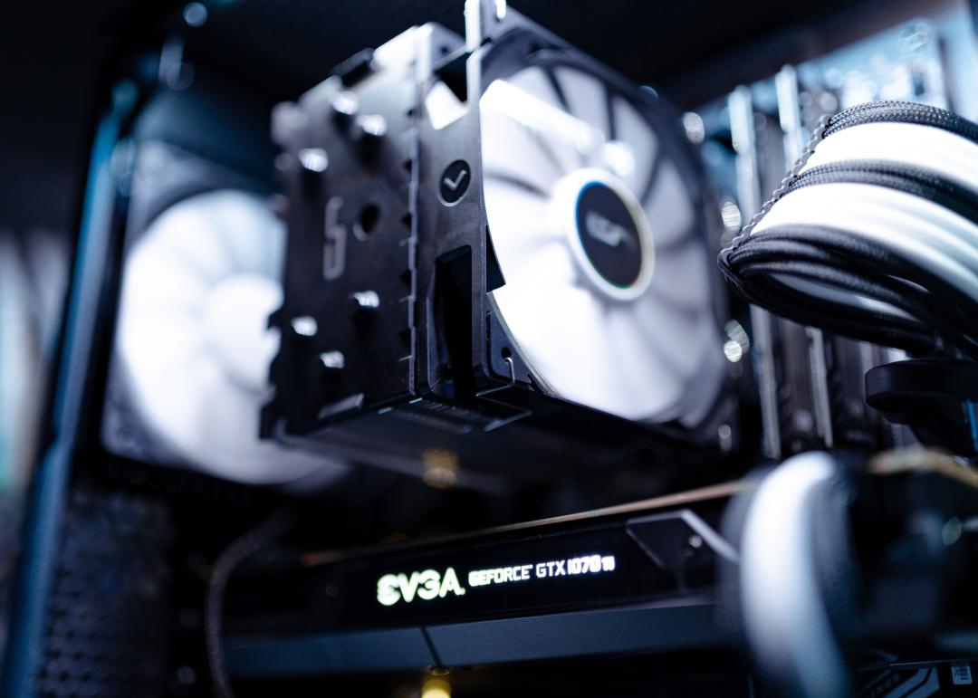 Air Cooler vs Water Cooling: Which is best for cooling your CPU: 1 AIO, Air Cooler, CPU Cooler, water cooling